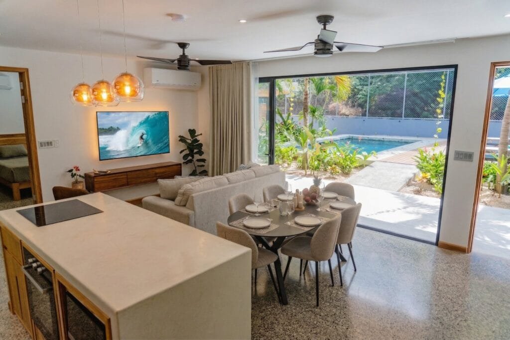 Quetzal, living area facing the pool