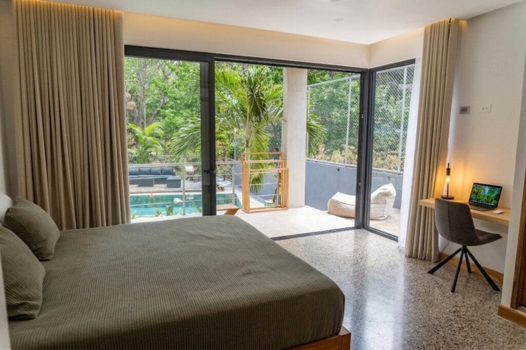 The Villa, Lapa master bedroom